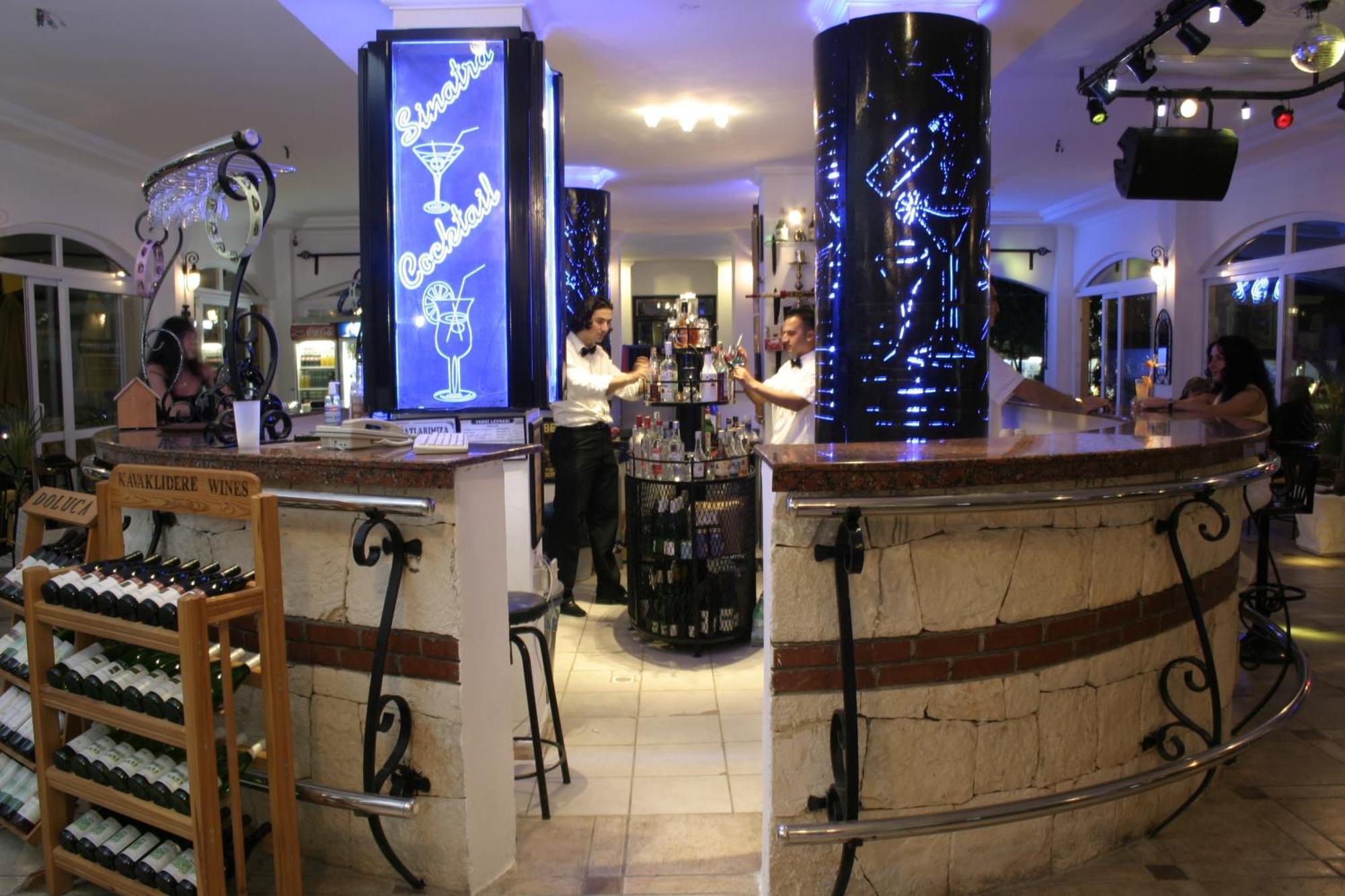 Hotel Sinatra Kemer Exterior photo